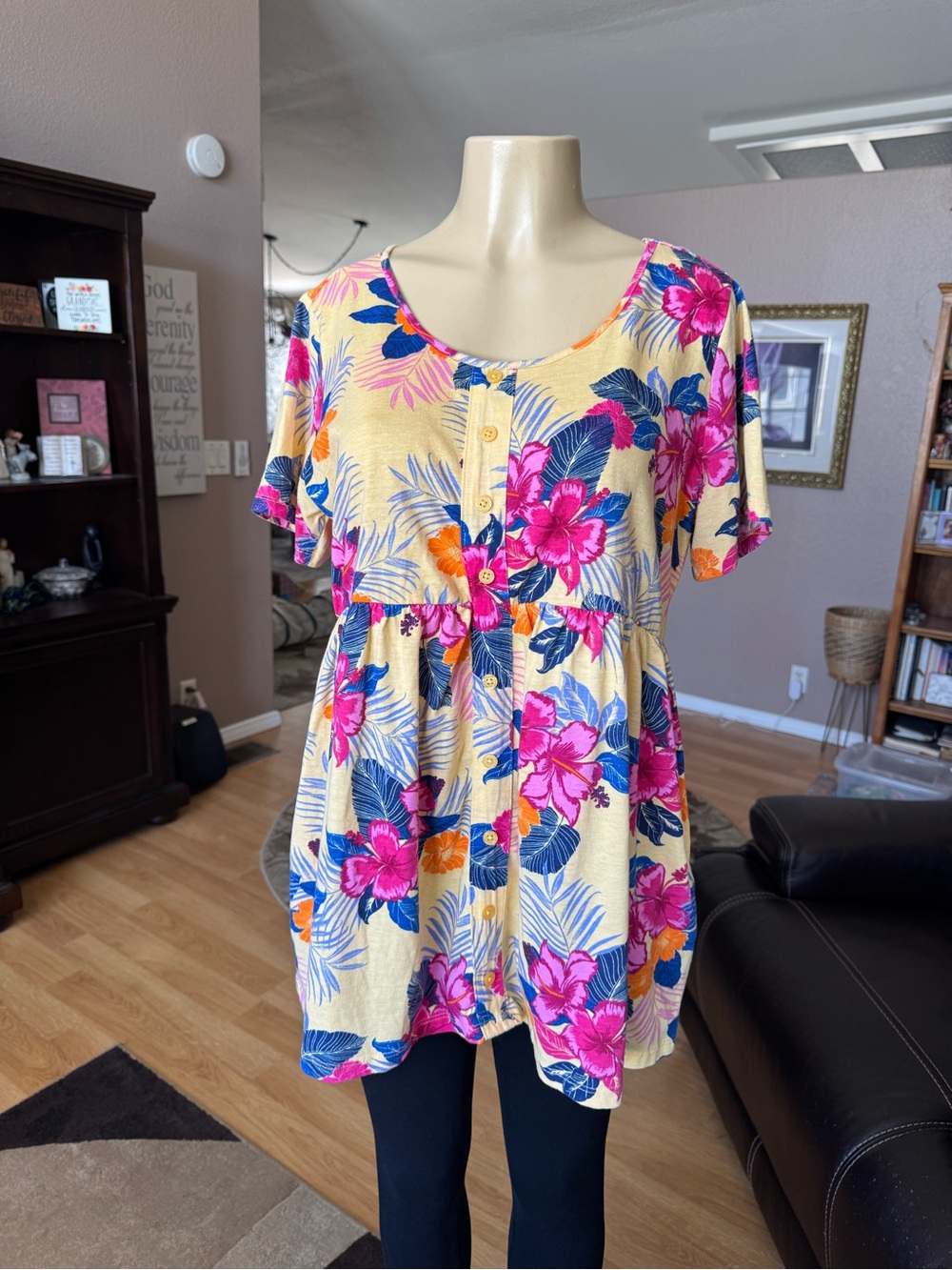 Woman Within yellow floral babydoll top with pockets-size 14-16